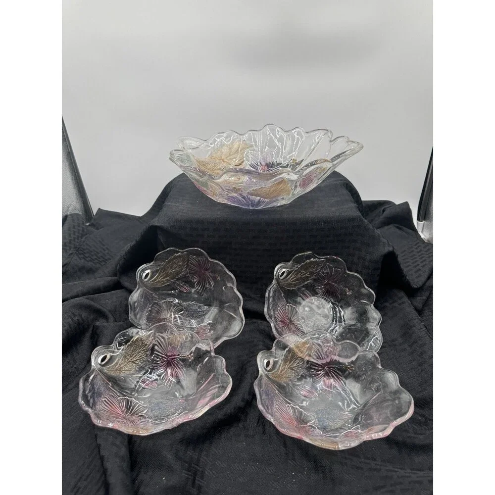 Mikasa Studio Nova Crystal Embossed Floral Pattern 8 Inch Serving Bowl & 4 Bowls